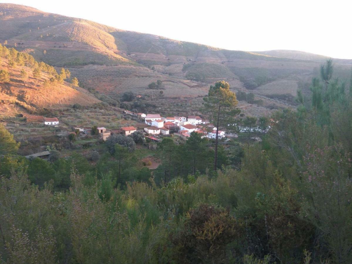 Casas Rurales Prunus Avium Cambron Exterior foto